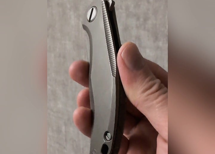 When your dream knife is Shirogorov Coordinal, but funds allow you take Stellar