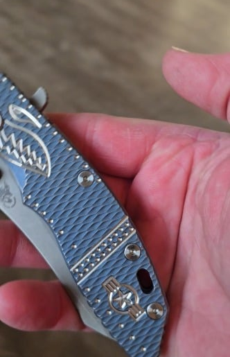 Hinderer XM-18 3.5" Skinner