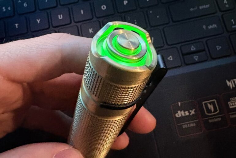 Graph of Convoy S2+ LED tail cap/switch/button drain over time (green)