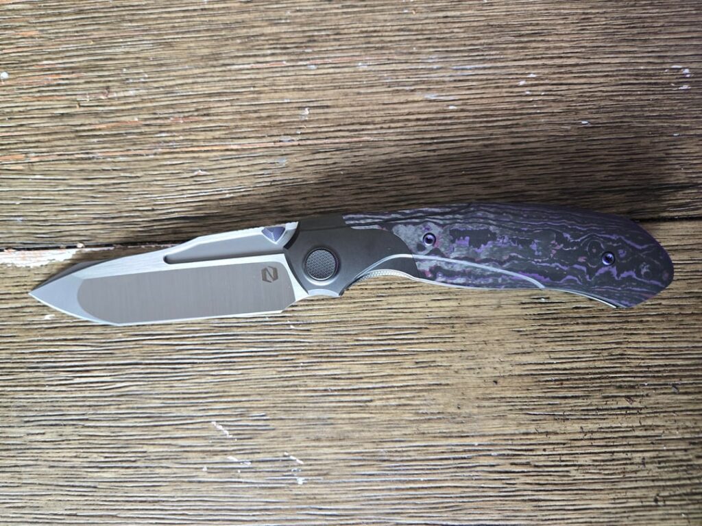 Null Knives Vandal
