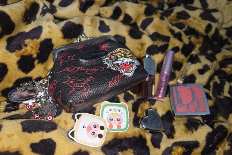 Makeup bag essentials ✨️