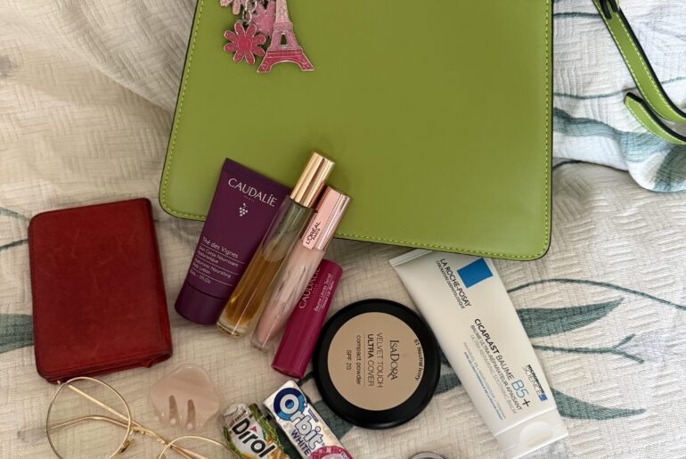 Love my bag and all my small daily necessities.