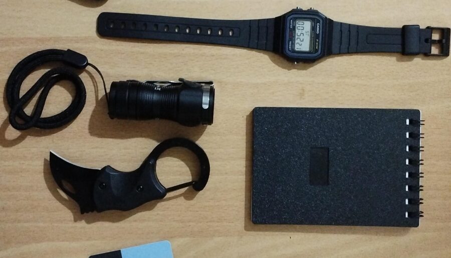 My reliable EDC. Improvement suggestions are welcome.