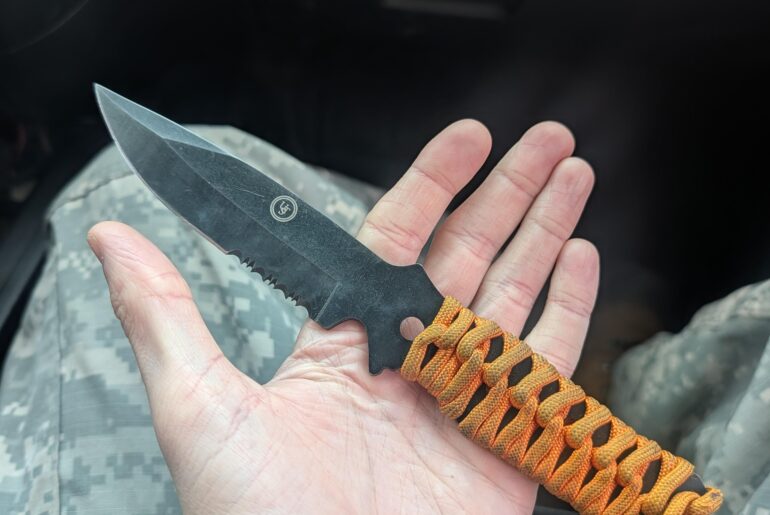 Today's fixed blade carry