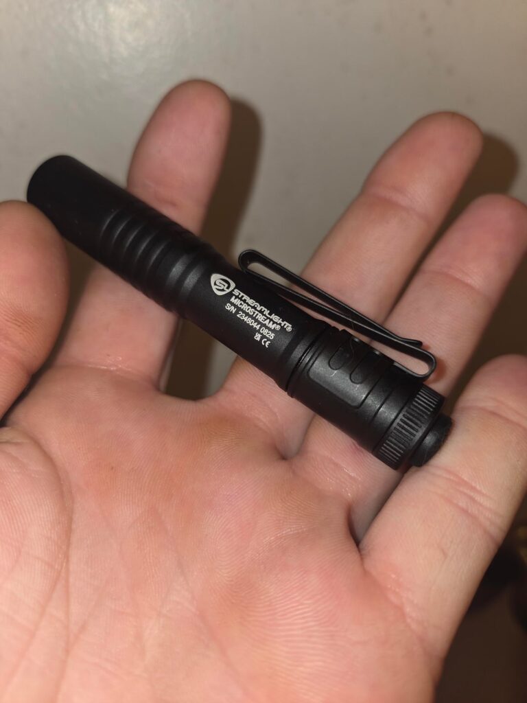 NLD Really liking small aaa lights and putting 10440 bats in them. Streamlight Microstream.