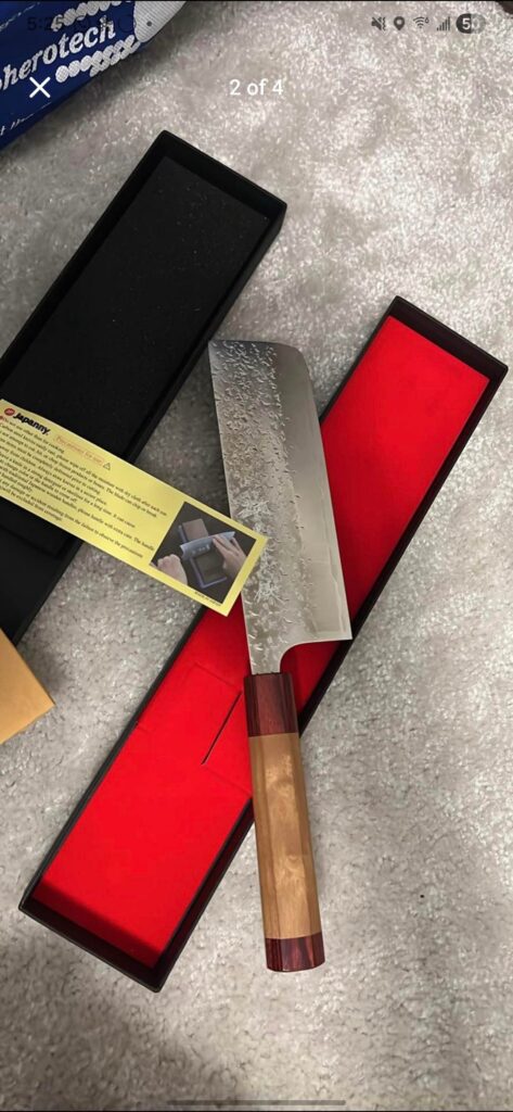 What knife is this? Worth $150?