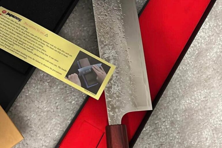 What knife is this? Worth $150?