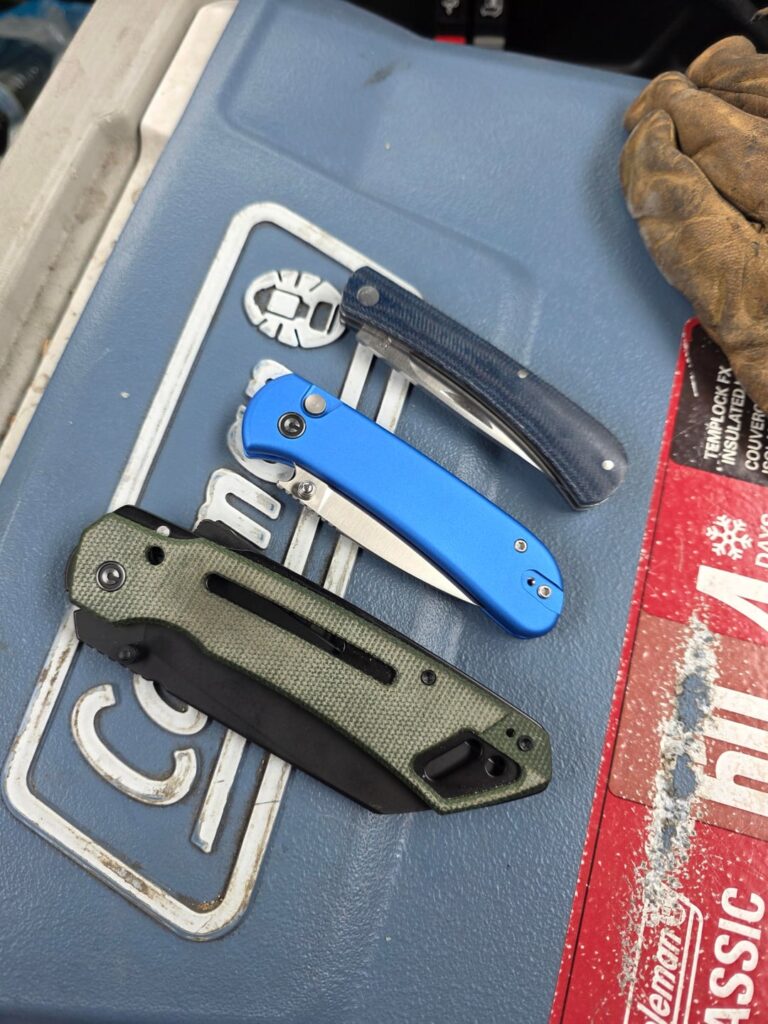 My favorite Knives ATM. Have a Button lock flipper Praxis in its way that may replace the Qubit.