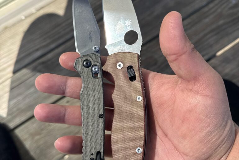 Spyderco Manix 2 XL & Kershaw Bel air clip Point.