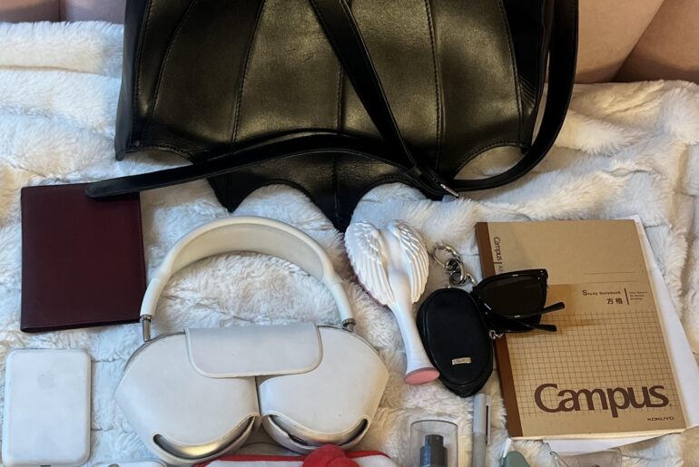 My everyday bag, what does it say about me?