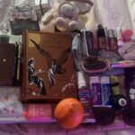 Everything in my everyday bag…Psychoanalyze me?