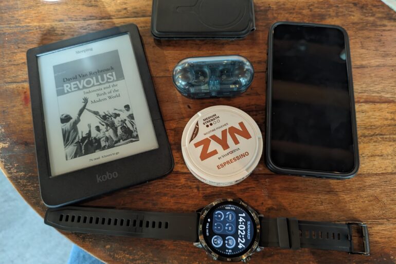 Coffeeshop Carry on a Sunday