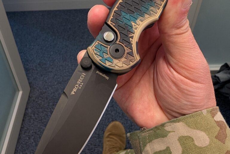 Rockin the Protech TR3 Integrity today! What are you carrying?