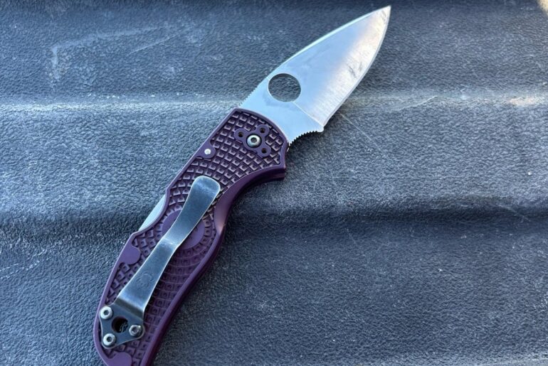 Sticking with one knife.