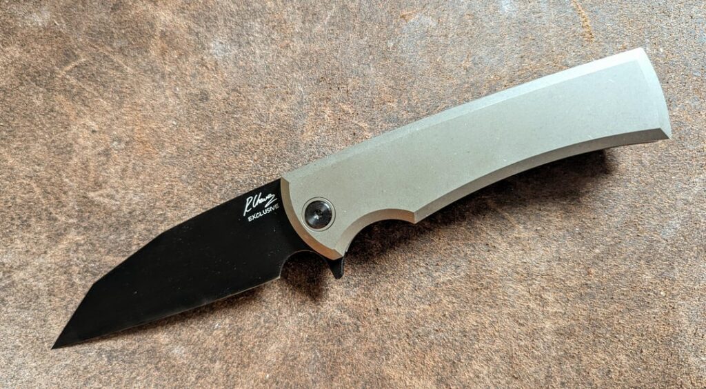 Chaves Sangre Street Integral Chisel edge