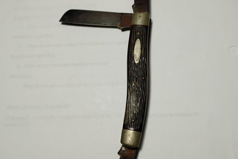 Advice on cleaning this vintage Ulster USA knife without taking it apart