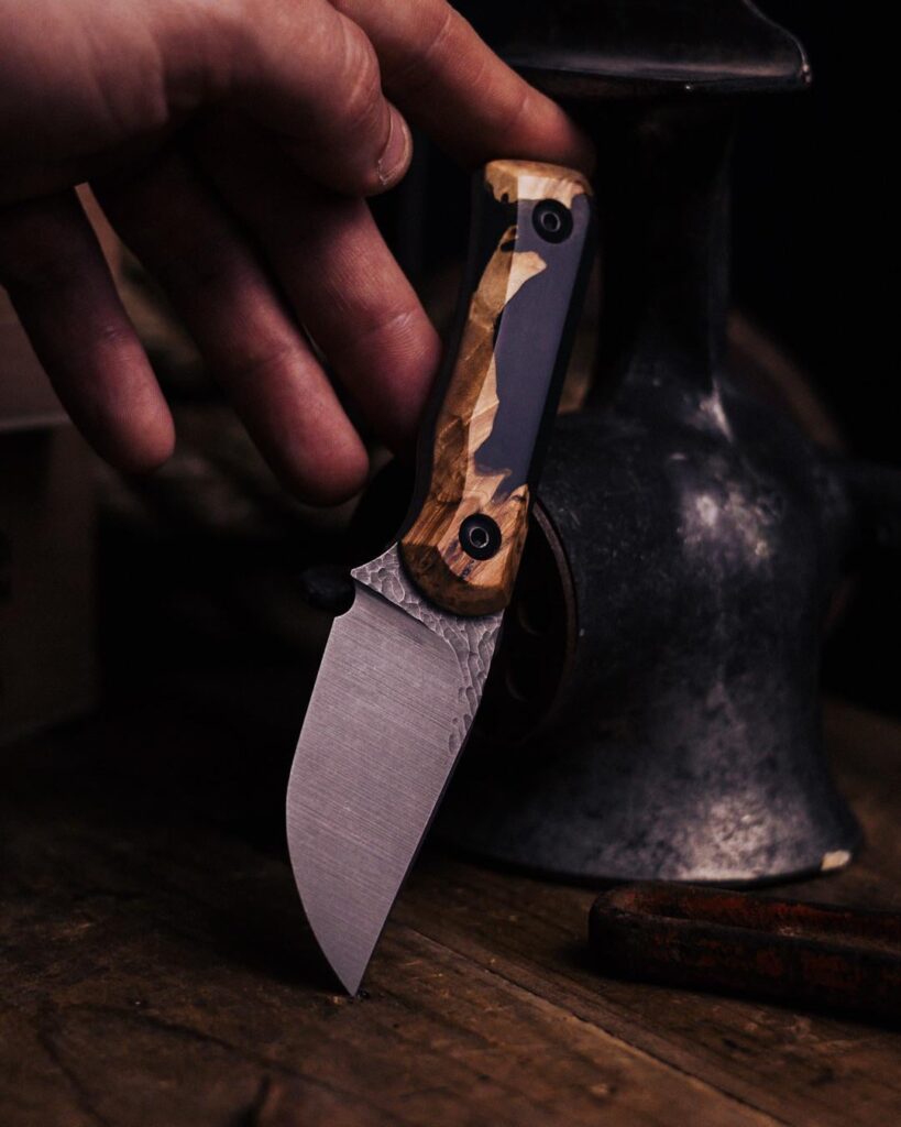 Wrapped this one up a few weeks ago. Bilgewater Blades - Rabbit in Magnacut