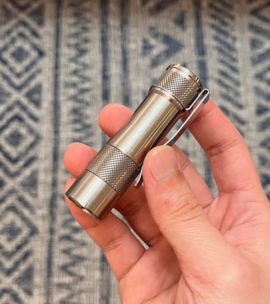 NLD: Lumintop FW1AA Raw Titanium