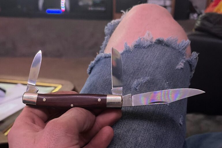 What’s y’all’s thoughts on the knife my grandfather gave me it’s a browning I have had it for a few years now but can’t bring my self to edc it