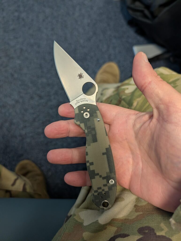 Carrying my Para 3 today