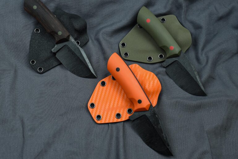 A batch of Bearclaws. Compound grind (flat and hollow) 1095 at 61HRC, G10/micarta scales, G10 liners and pins. What do you think?