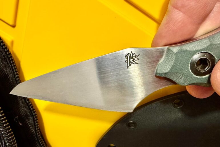 Help me identify this knife/maker?