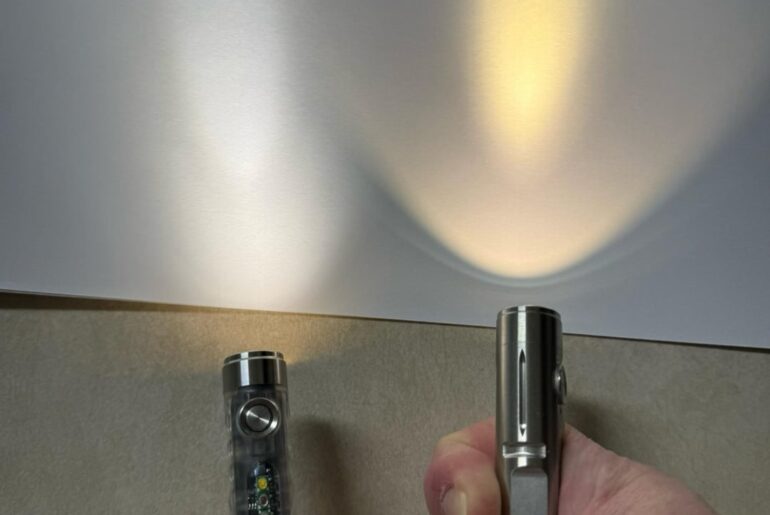 Rovyvon Aurora A4 Pro Ti vs A8 (both @ 5000K)