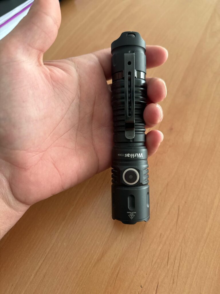 Rocking my first good flash that i bought