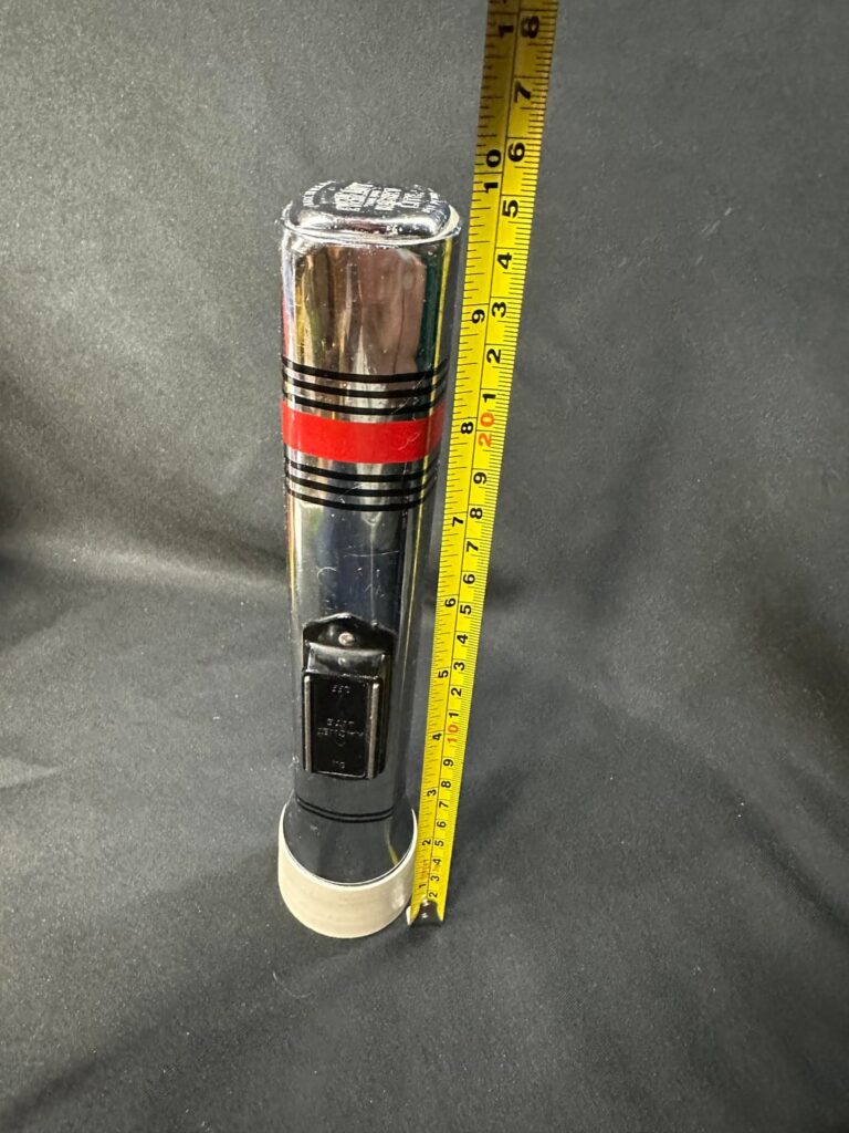 Found this nice eveready magnet lite