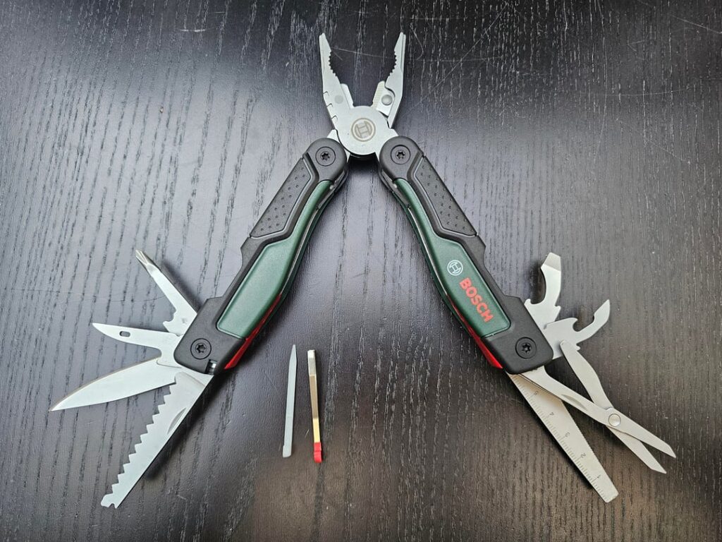 This Bosch is a great deal in Europe where it's for sale at €22 while a Leatherman Wingman is €88