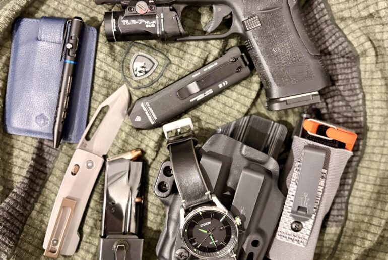 34, dad. This is what I’ve carried in some variation for over a decade.