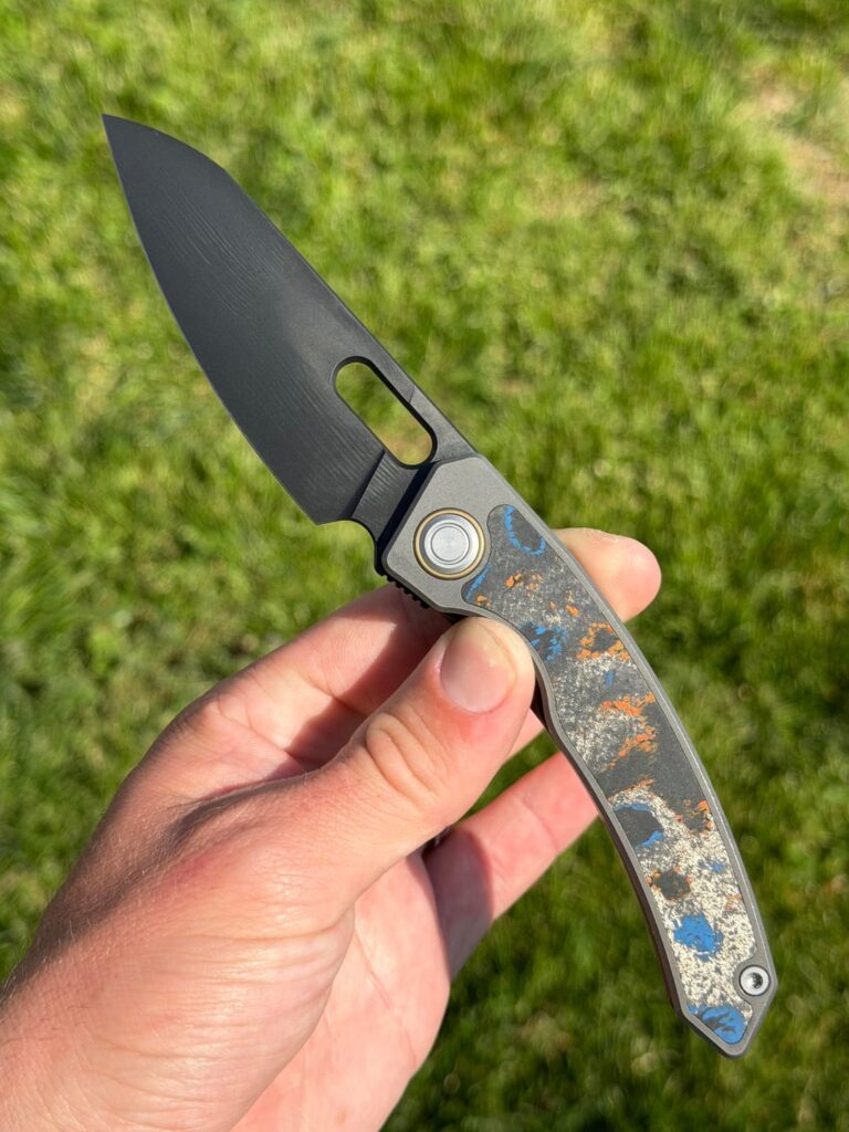 Maxace Black Mirror - 80s CamoCarbon