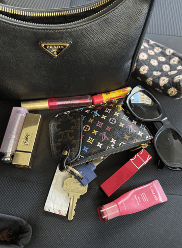 My first post be like… 😭 I’m tryna quit Instagram and TikTok, so I figured this is the best alternative.😂😂😂