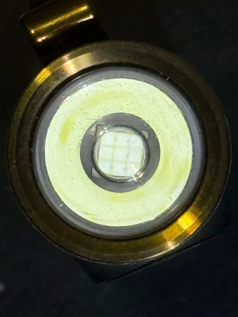 Lhp531 Olight Baton 4