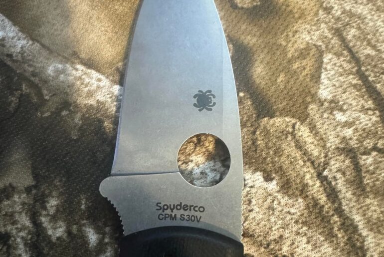 Fake Spyderco?