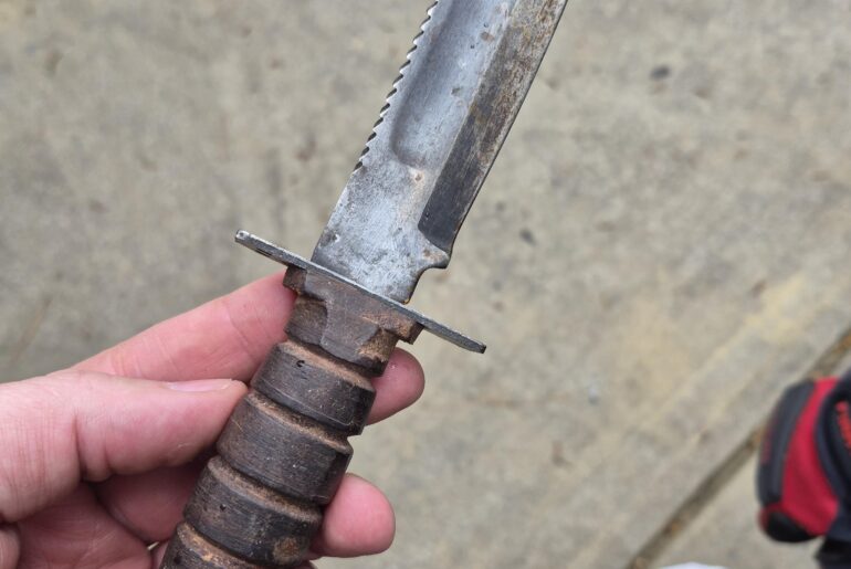 Bought a house and found a Airforce Survival knife when replacing shitty drywall