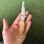 Picked up an antique Japanese knife. Anyone recognize it?