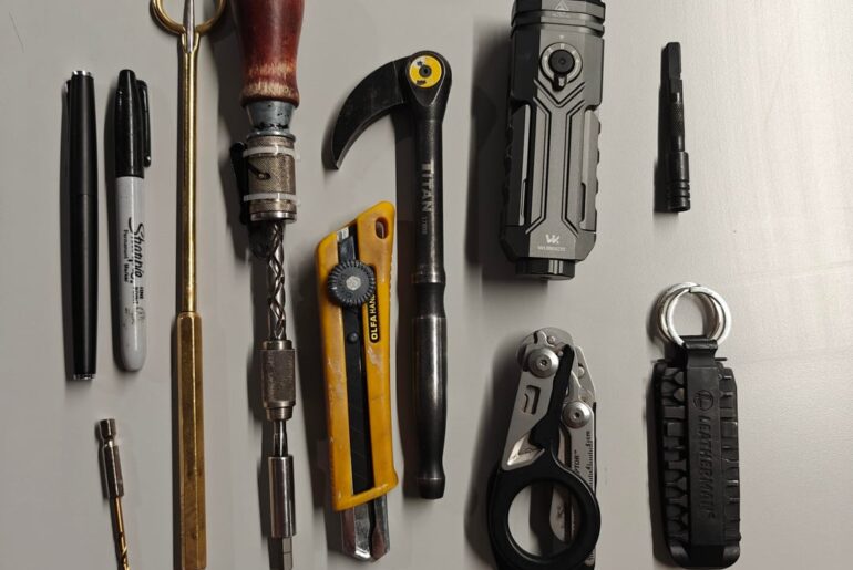 Starting to think about a little tool pouch or something and wondering if anyone has any suggestions.