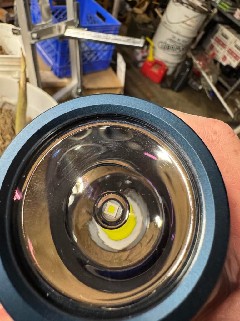 Wurkkos TS27 emitter swapped to FFL707a 4000k rosy