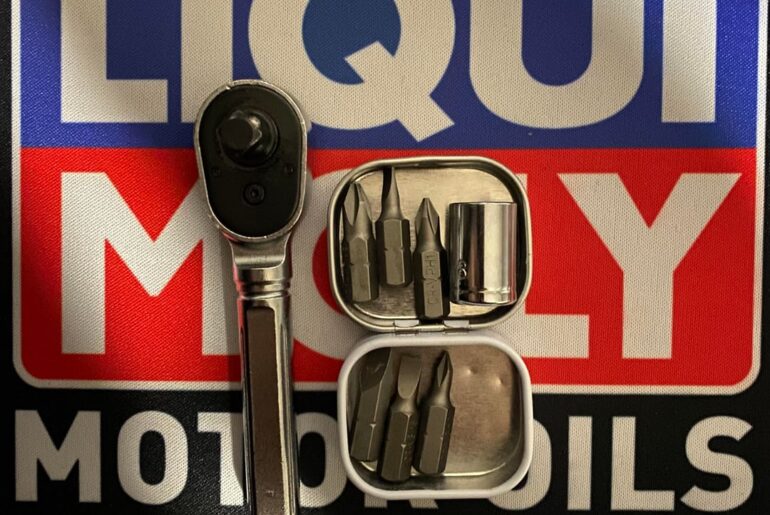 New little rachet with mint tin for but storage