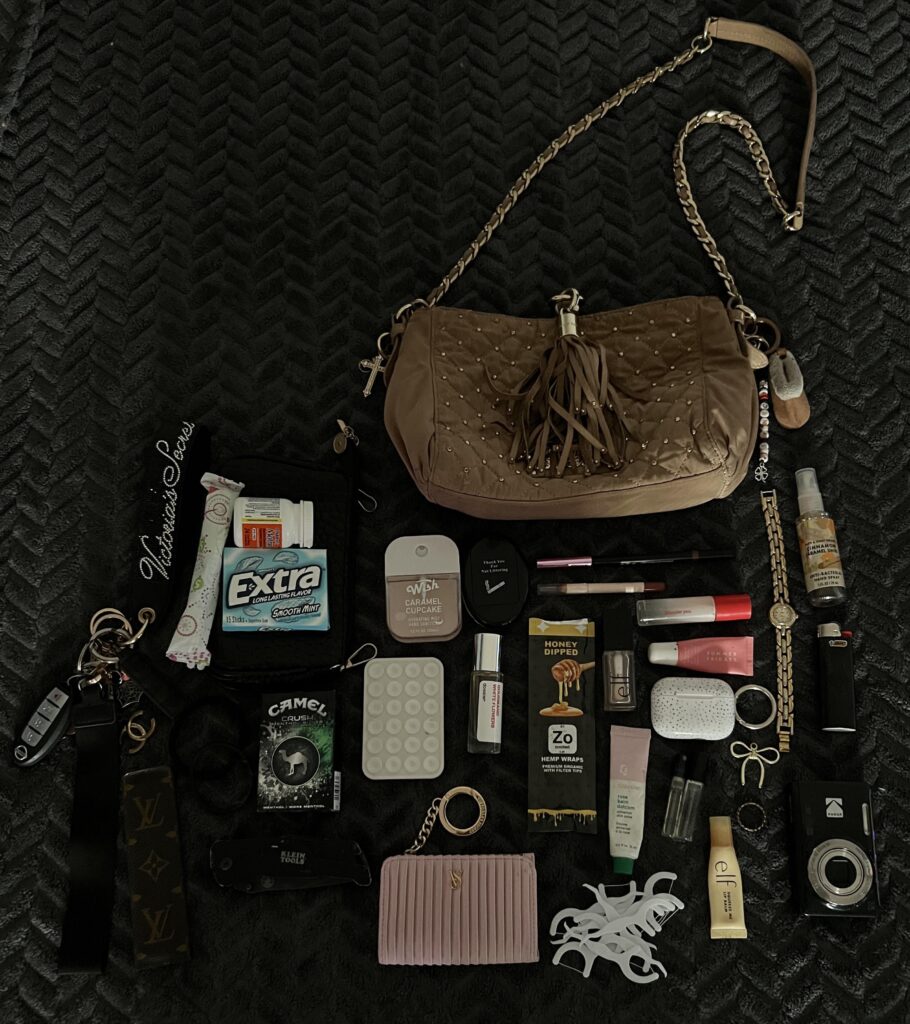 just switched out my purses, what does my everyday carry say about me?