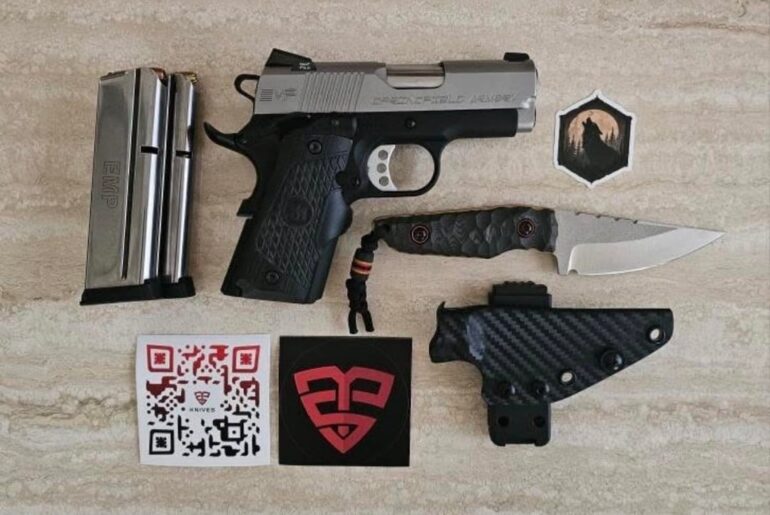 Knives i made for a customer to match his pew pew 🔫