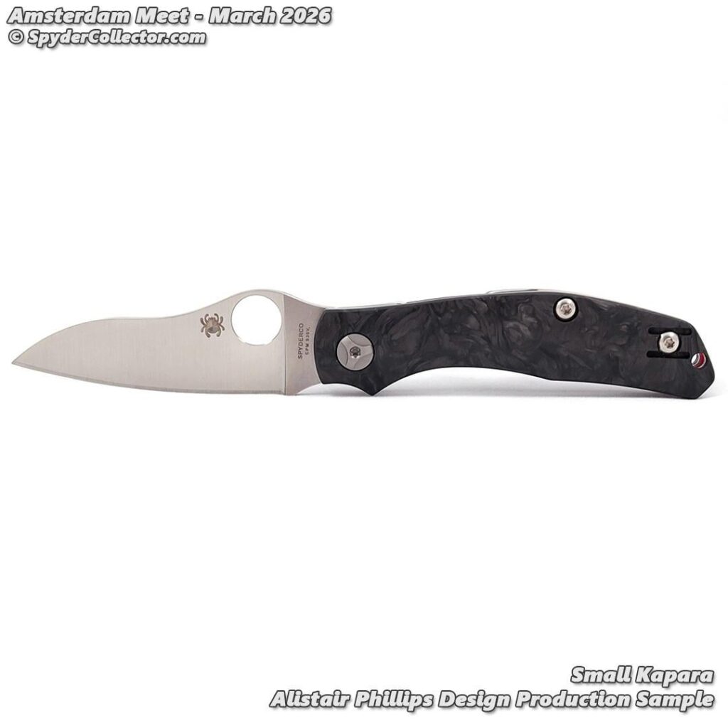 Smaller size Kapara samples at the Amsterdam Spyderco Meet, compression lock and Slip-It versions
