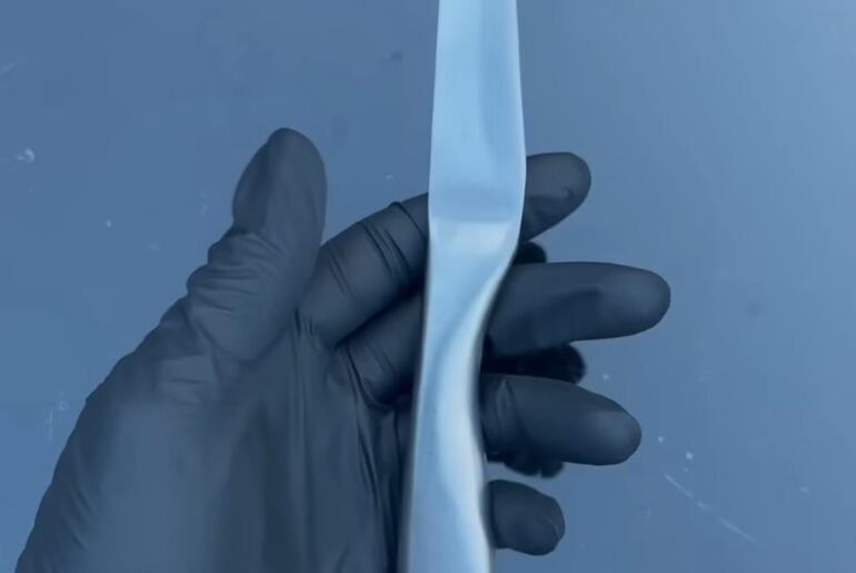 Anybody able to tell me what make/model this is? [Knife ID]