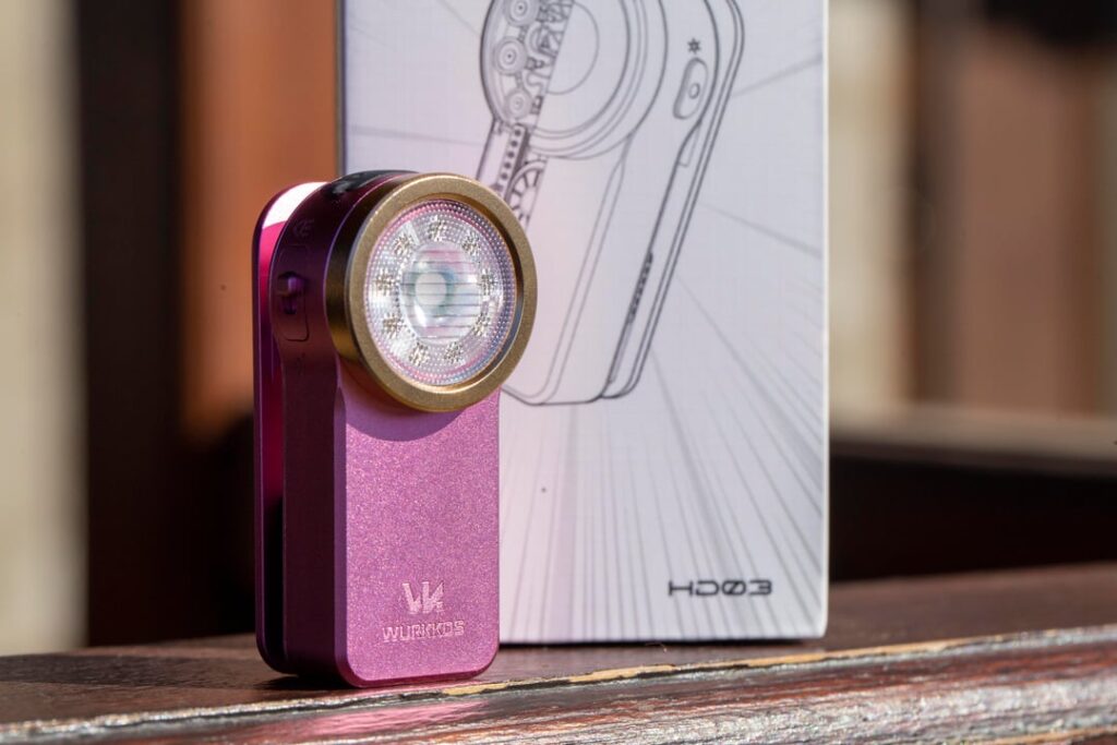 Got this rose-gold HD02 as a gift for someone close. Anyone else ordered it?