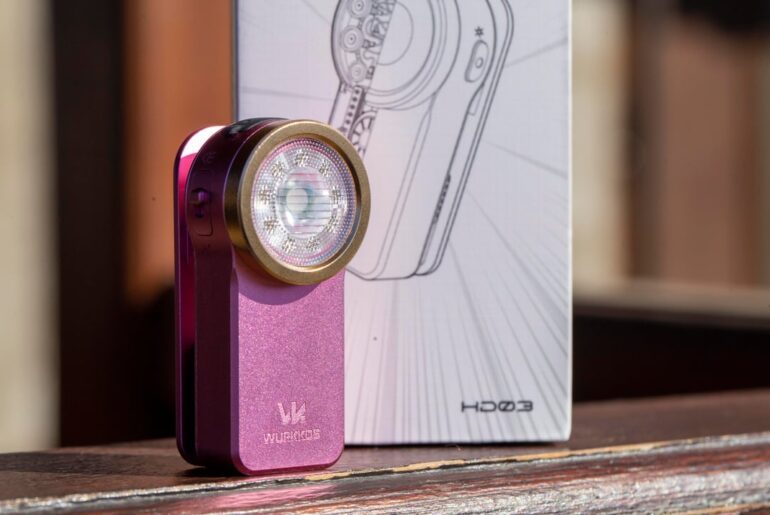 Got this rose-gold HD02 as a gift for someone close. Anyone else ordered it?