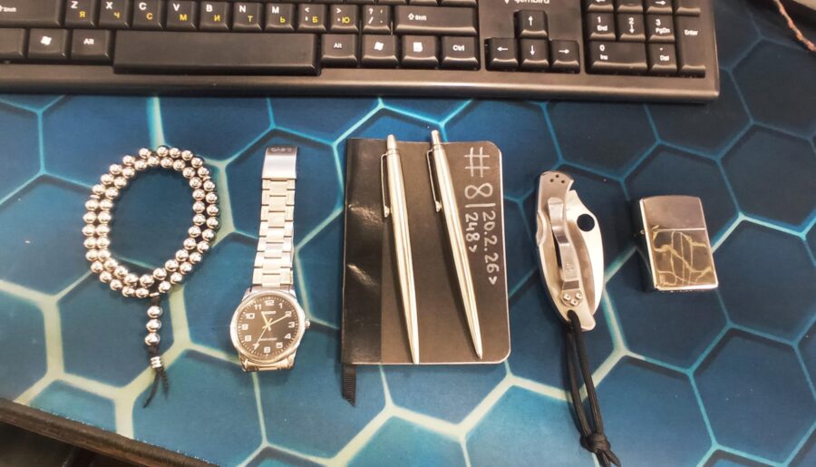 M/26 “Silver theme” office pocket dump