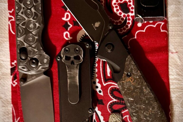 Finally Friday! Let’s see them carries, ya bunch of Knife-Knutts!!