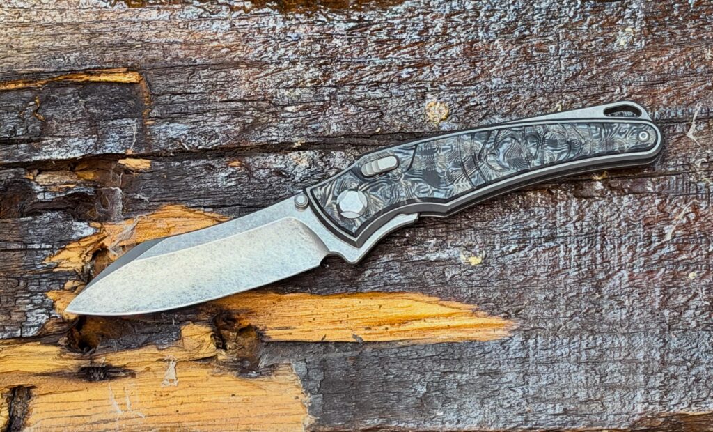 The @hawkknives Talon hanging out with me today #hawkknives #hawkknivestalon