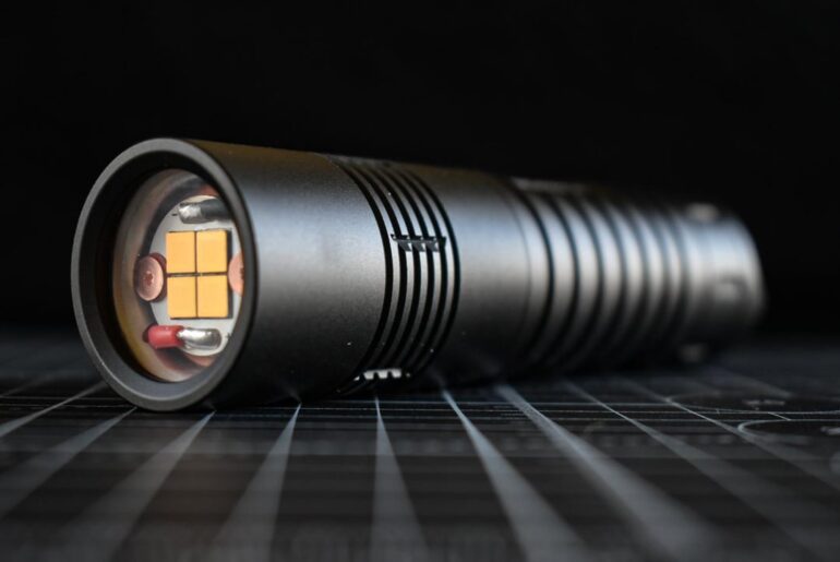 S11 Quad FFL5009R 5000k (3v)!